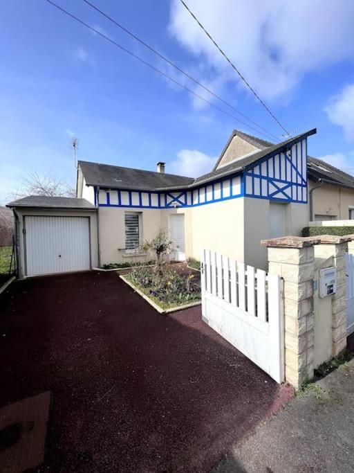 Maison De Vacances Familiale Ouistreham Exterior foto